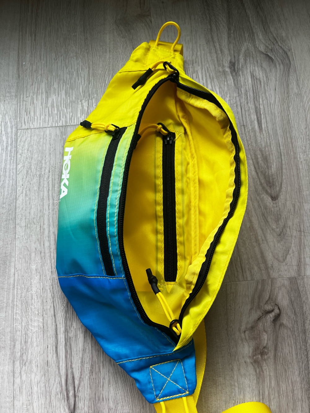 HOKA Fanny Pack - Picture 3 of 3